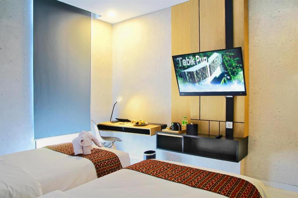Bbc Hotel Lampung Bandar Jaya Gunungsugih Esterno foto
