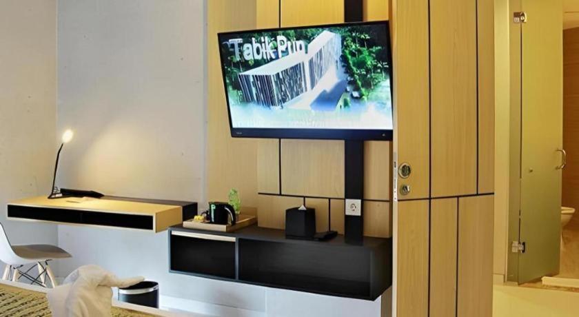 Bbc Hotel Lampung Bandar Jaya Gunungsugih Esterno foto