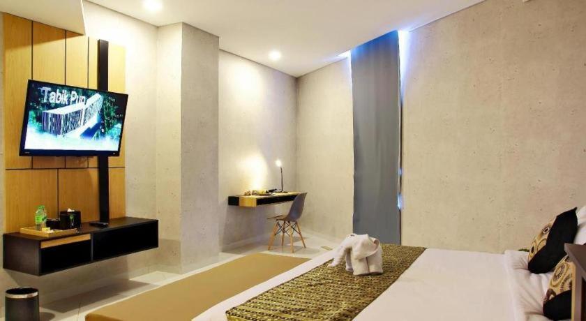 Bbc Hotel Lampung Bandar Jaya Gunungsugih Esterno foto