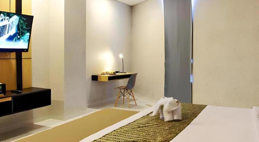 Bbc Hotel Lampung Bandar Jaya Gunungsugih Esterno foto