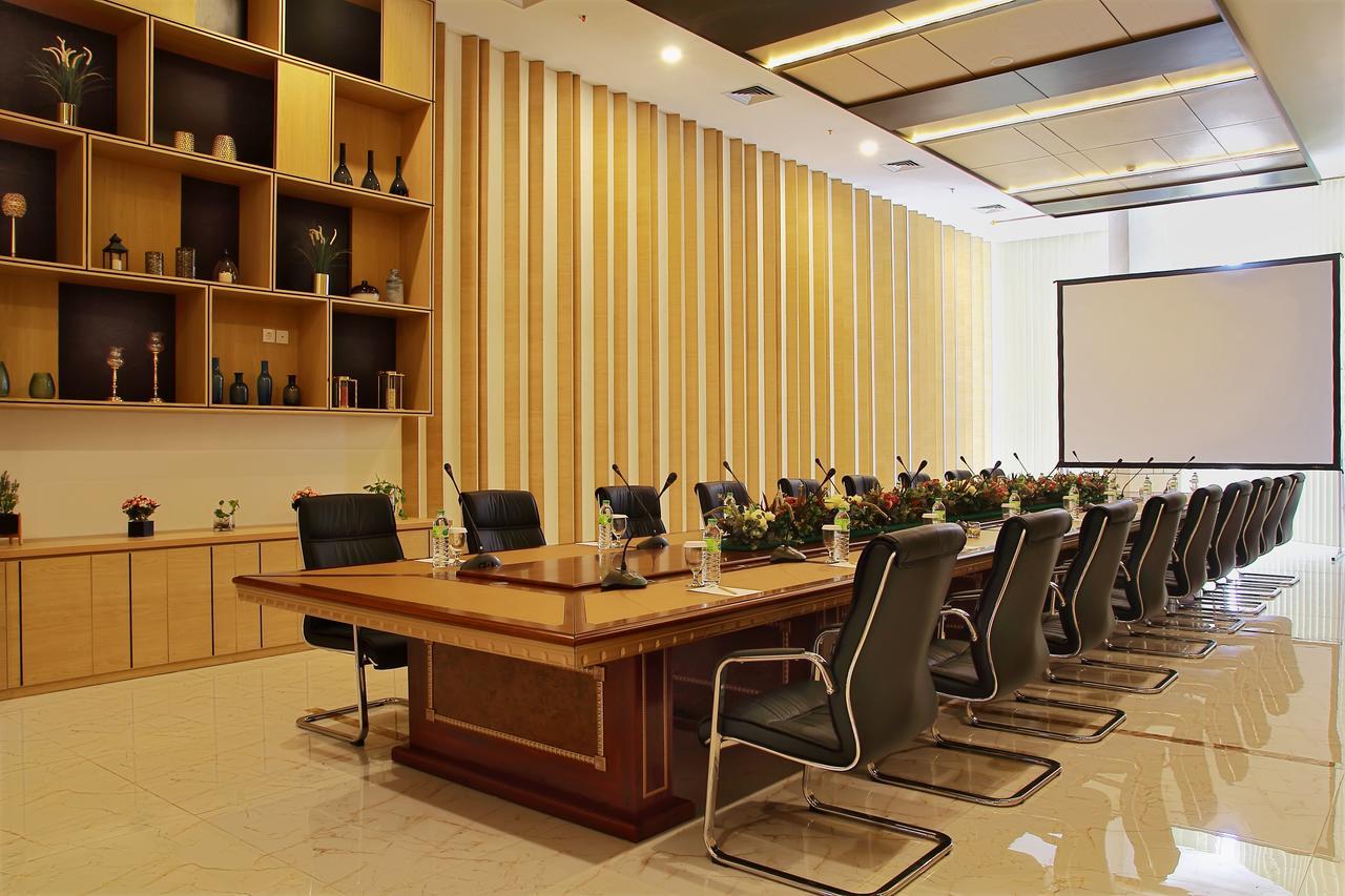 Bbc Hotel Lampung Bandar Jaya Gunungsugih Esterno foto